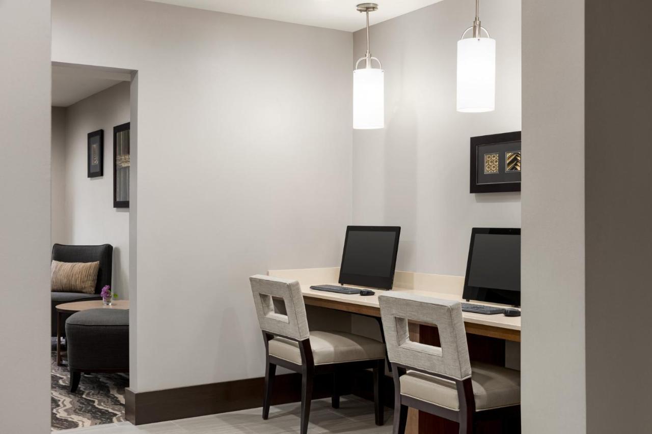 Hotel Staybridge Wayne By Ihg