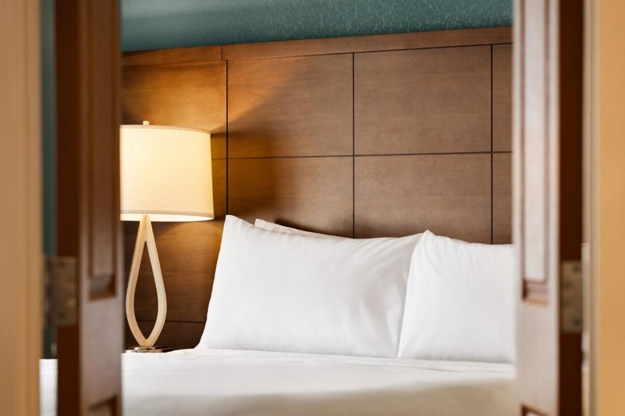 Staybridge Wayne By Ihg Hotel 3*