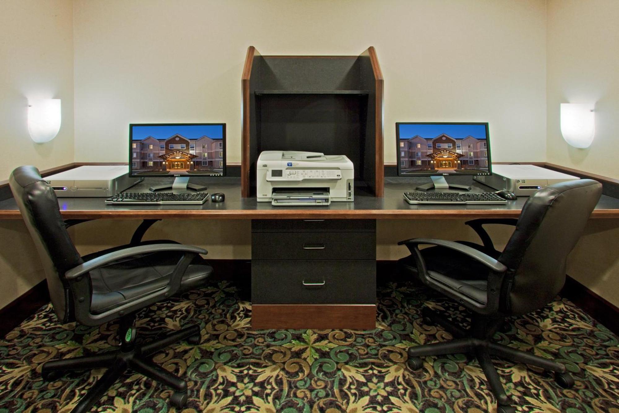 Staybridge Wayne By Ihg Hotel 3*